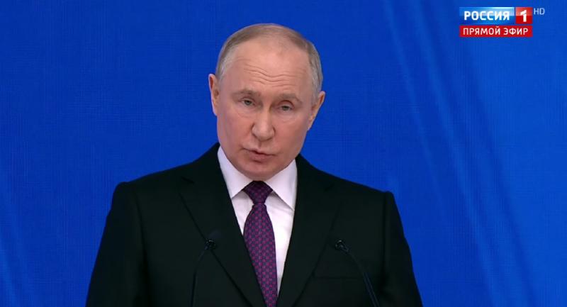 Владимир Путин. Скриншот прямого эфира послания Федеральному Собранию